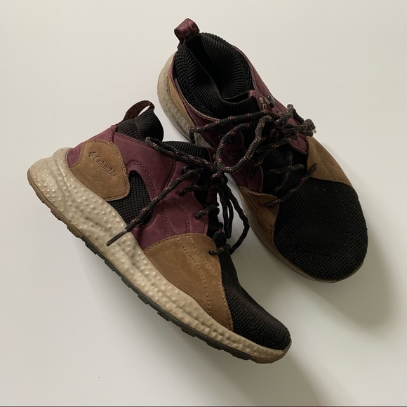 Columbia Shoes - Women’s Columbia SH/FT Out Dry Mid Shoe 7.5